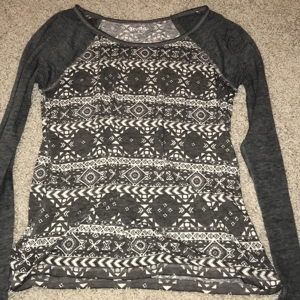 Long sleeve lightweight shirt